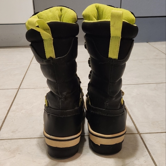 Sorel Style Waterproof Winter Snow Boots - Picture 5 of 11